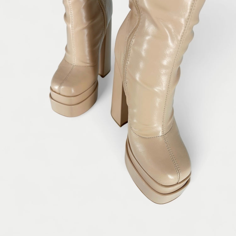 BOTINE TIYUD NUDE