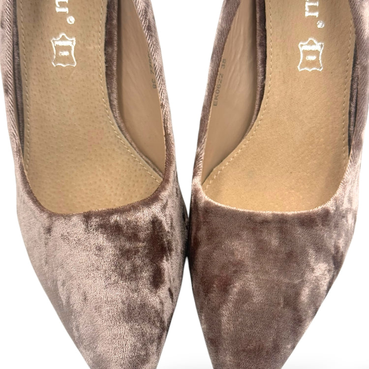 PANTOFI VELVET BEJ