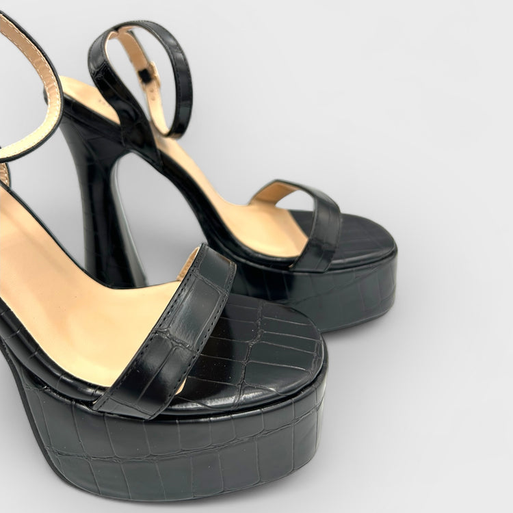 SANDALE BOHIMIA NEGRI