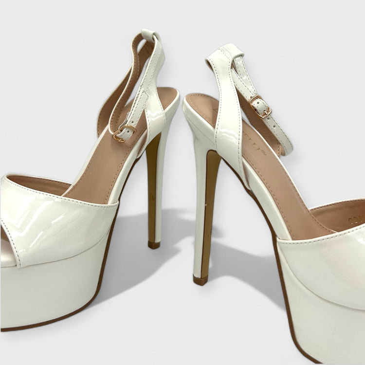 SANDALE CU TOC ZAHRA ALB