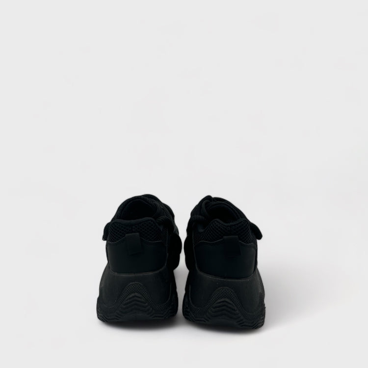 SNEAKERS YUV NEGRI